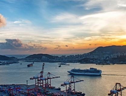 부산 영도를 바라보는 풍경