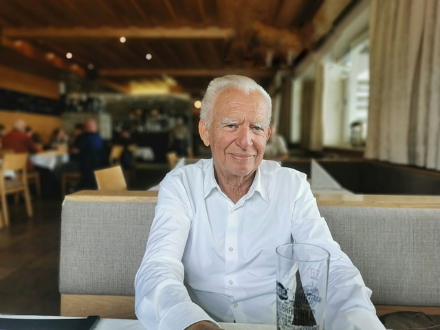 시니어 일자리정보사이트 - 노인 일자리 찾기&amp;#44; 쉽고 빠르게!