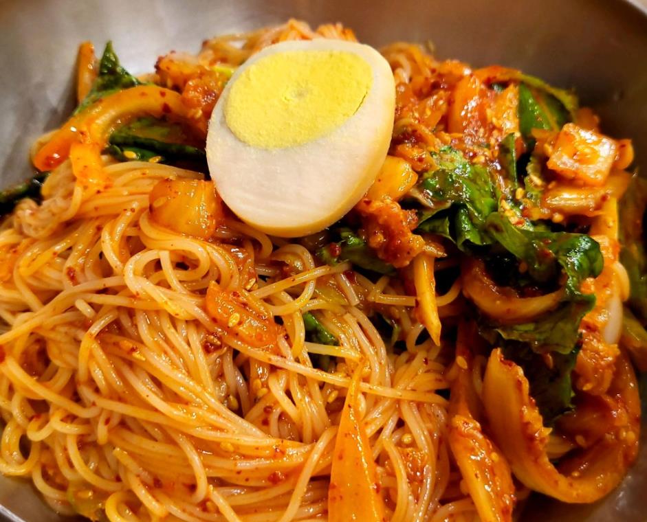 생활의달인 고양 비빔국수달인이 만든 비벼져 나오는 비빔국수