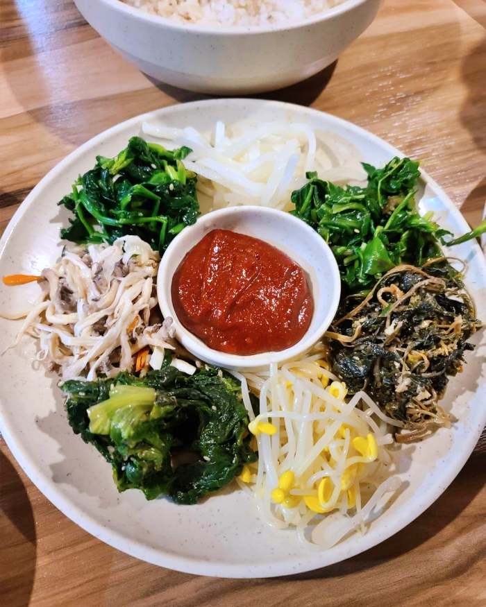 백반기행 안재모 편 산채 보리 비빔밥 직화 코다리구이 도토리묵 우거지 수제비 고양 서삼릉 맛집 소개