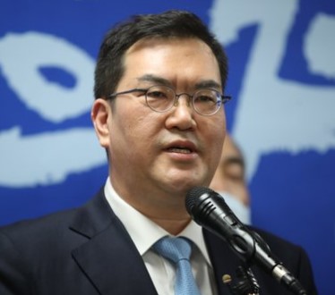 국민의힘 전희경과 더불어민주당 문석균과의 한판승부