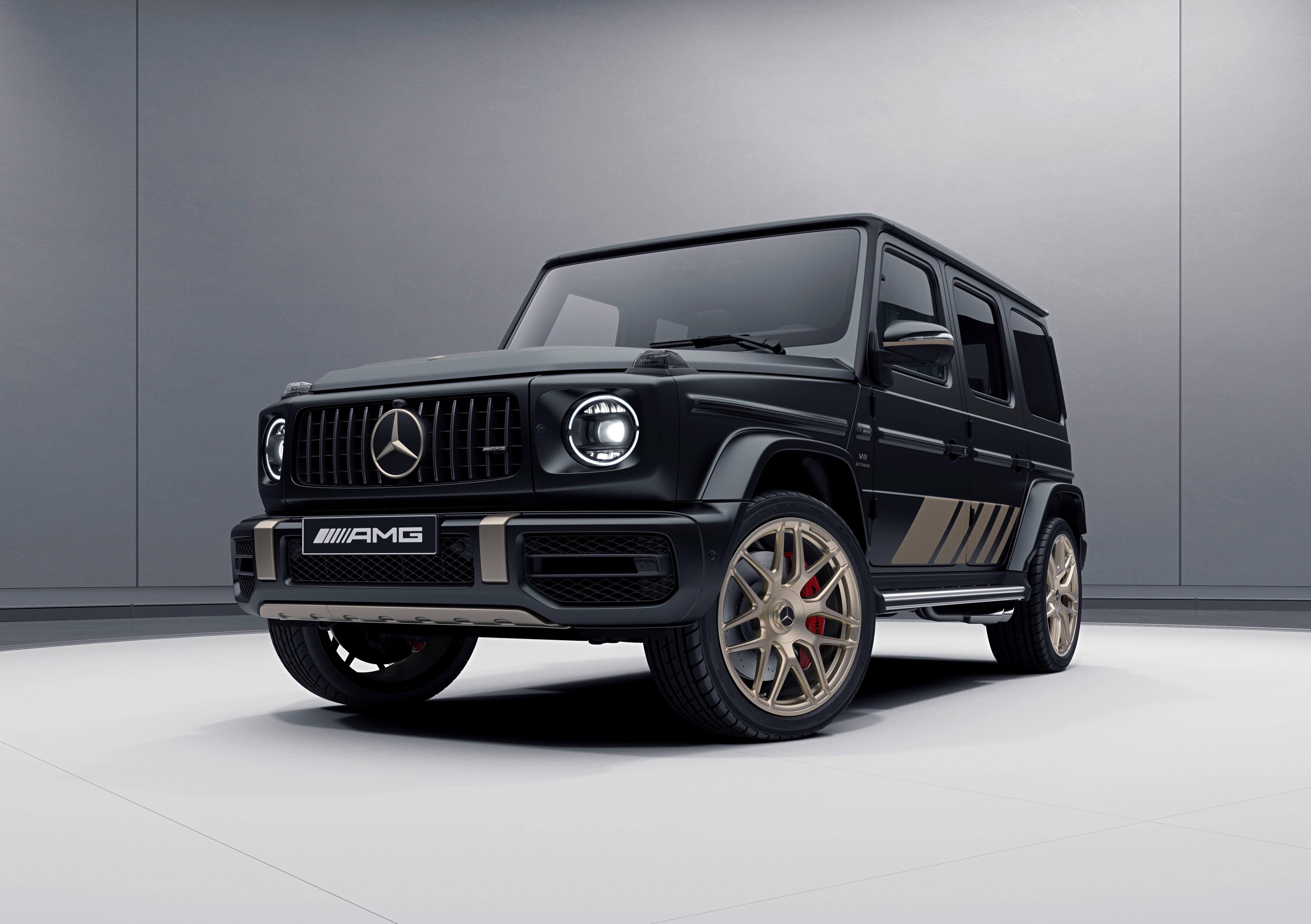 메르세데스-벤츠코리아가 고성능 G-클래스 메르세데스-AMG G 63의 한정판 모델 '메르세데스-AMG G 63 그랜드 에디션(The Mercedes-AMG G 63 Grand Edition)'을 출시한다.