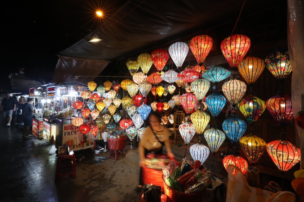 호이안 야시장 쇼핑