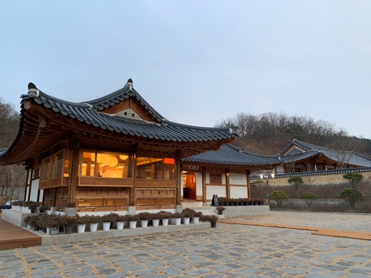 편스토랑 찬또배기 이찬원 토끼선생 황윤성 경북 안동 한옥 카페 겸 한옥 스테이 숙박 펜션 추천 위치 어디