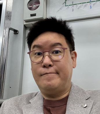 데니스홍 프로필