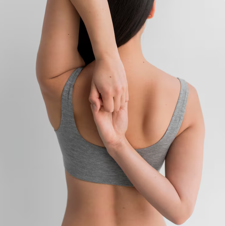 라운드숄더 어깨말림 운동 방법