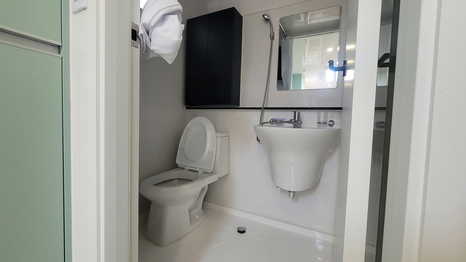 학암포 오토캠핑장 예약 명당 카라반