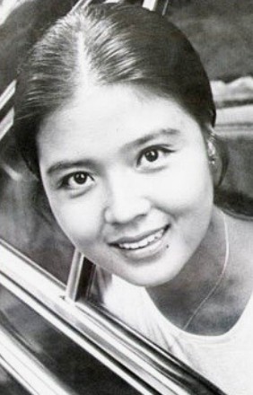 배우 윤미라 불륜스캔들로 헐리우드진출