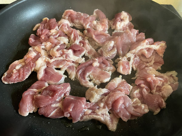 제육볶음 맛있게 만드는법 - 고기부터 익히기