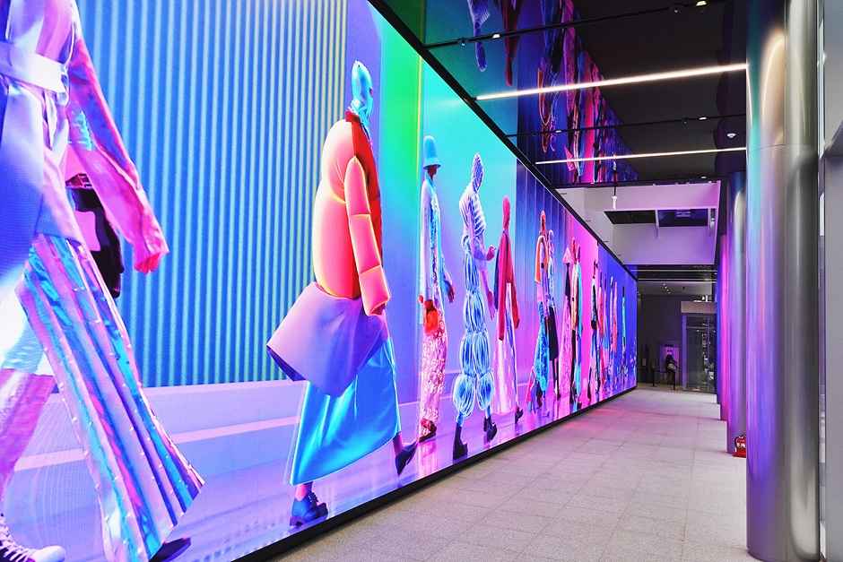 하이커 그라운드