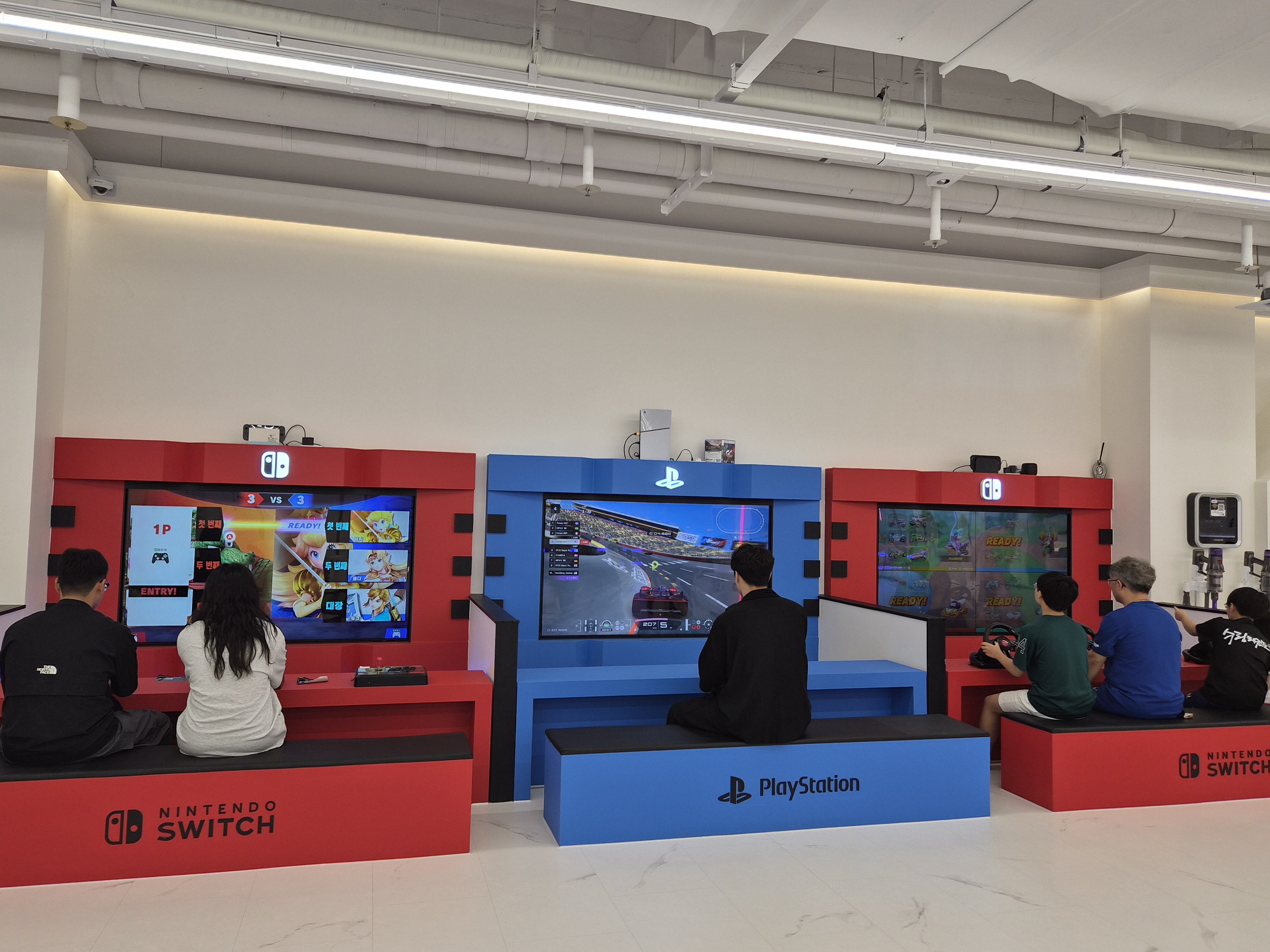 월드킹-김해점-플스-닌텐도