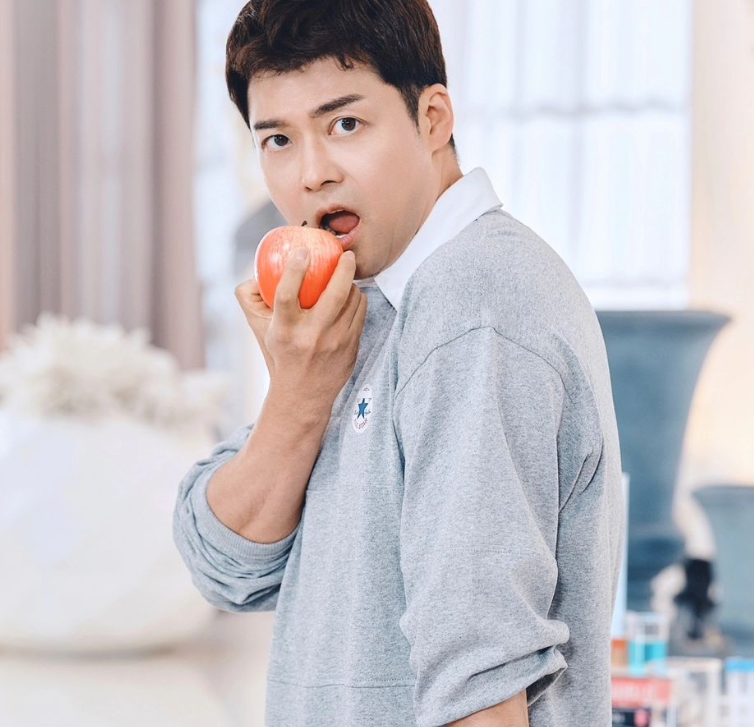 전현무 프로필 예능 아나운서 세상에 이런일이 방송 프로그램 나이