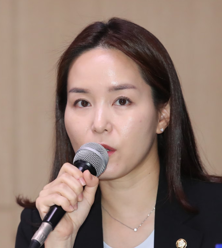 이주영