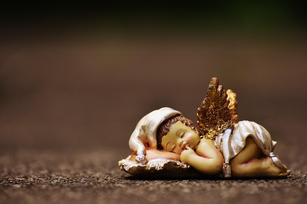 세라믹 천사 사진