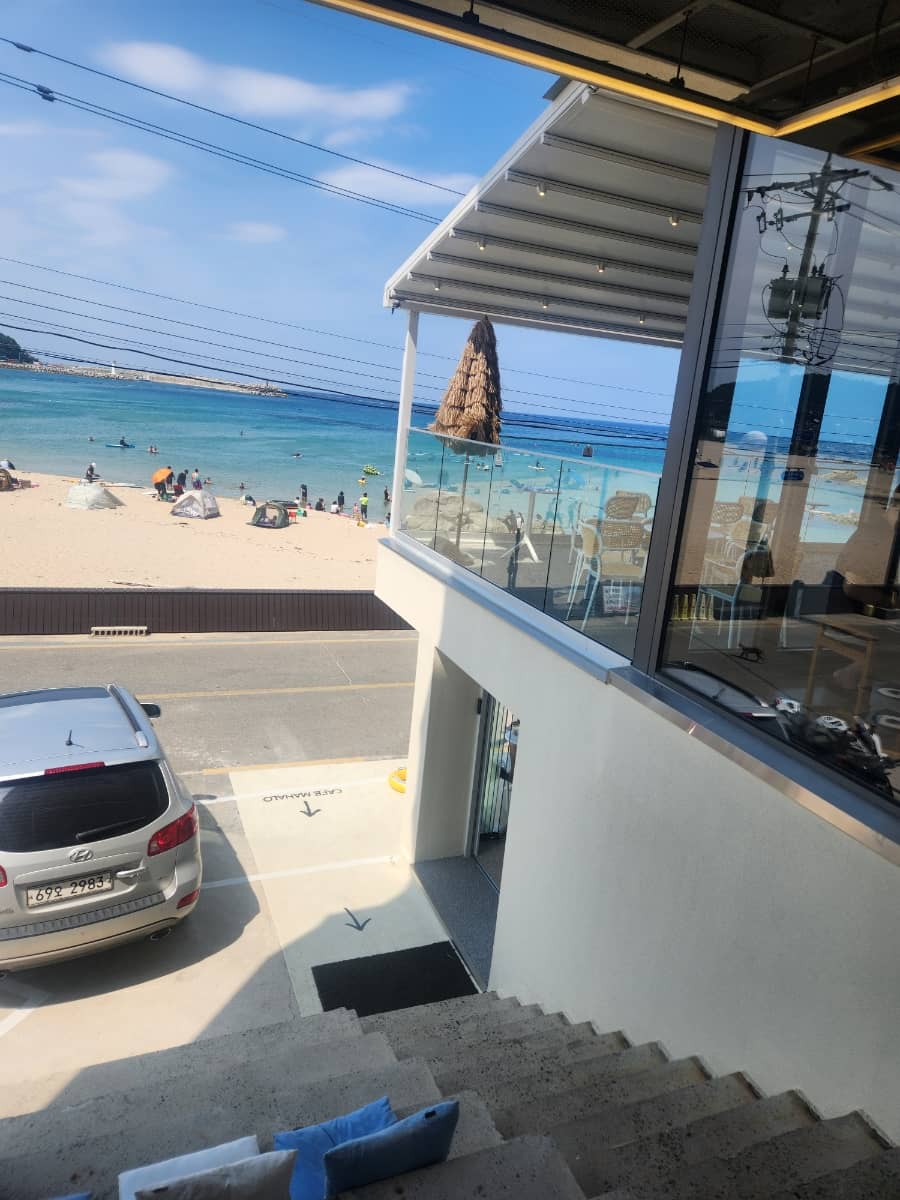 양양 바다카페 마할로