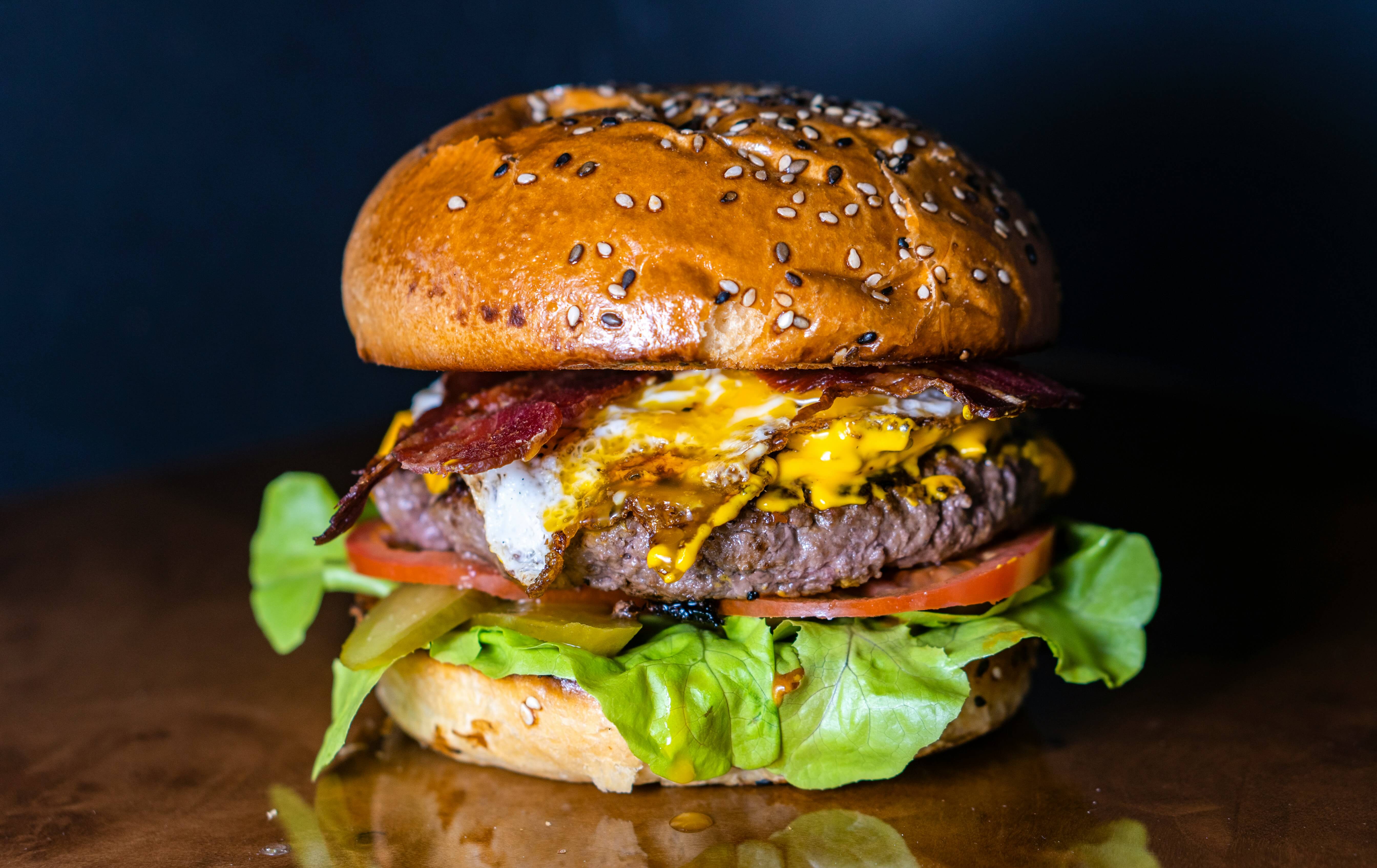 진격의 거인 프랭크버거 콜라보