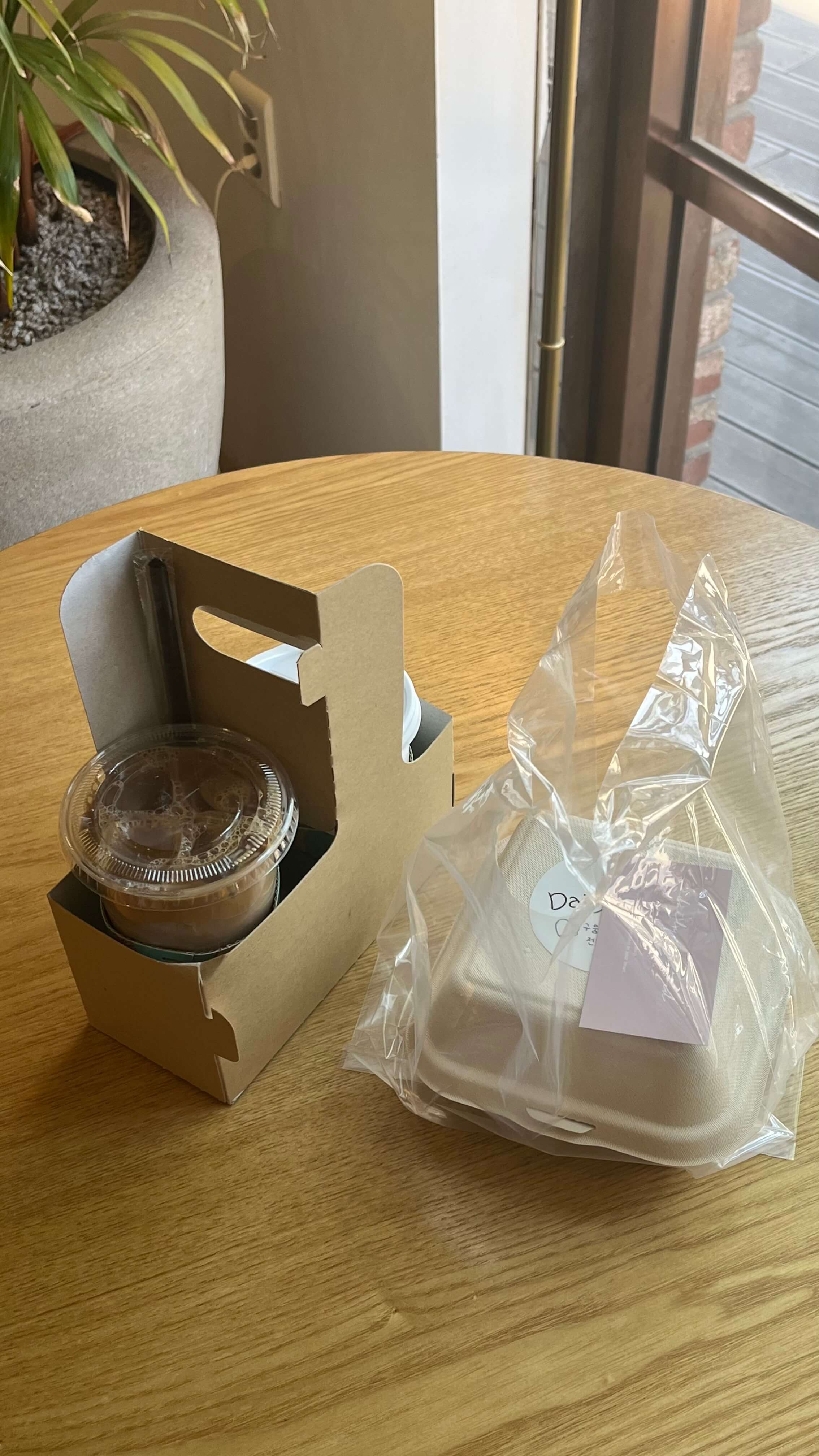 대구 카페 데일리 베이크 - 약전 골목 라떼 맛집 - 까눌레 맛집 - 메뉴
