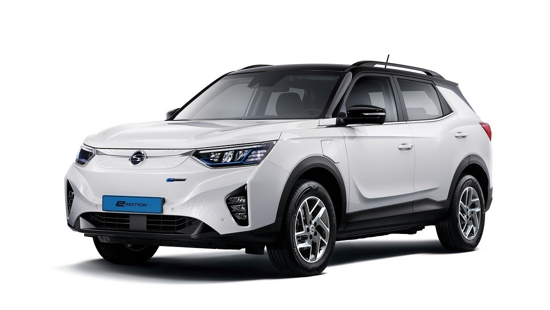 2022 코란도 이모션 EV 실구매가 전기차 지원금 모의견적 연비 실내 디자인 인테리어 총정리