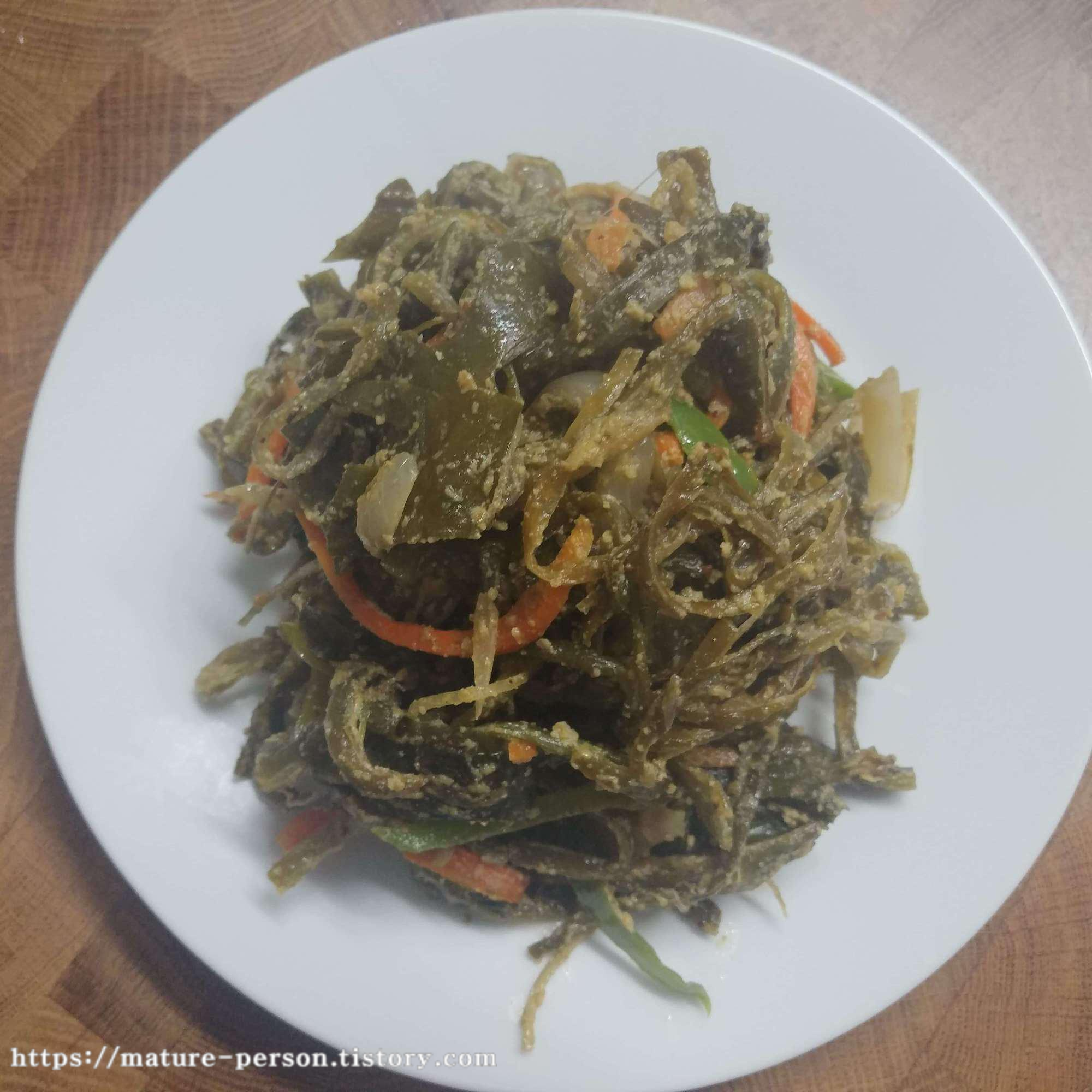 미역줄기볶음