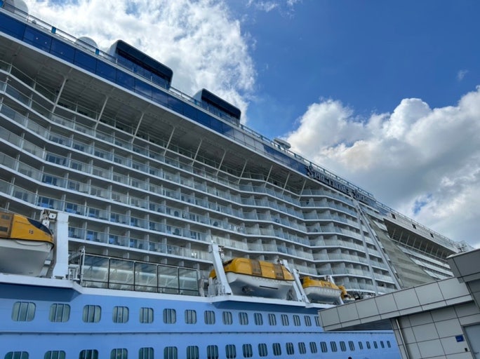 크루즈여행 필수 준비물 총정리 – 놓치면 후회하는 선상생활 체크리스트 관련 사진