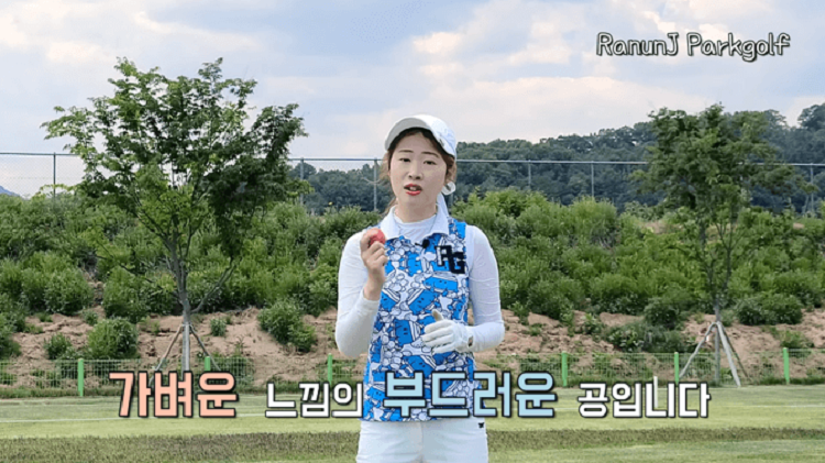 2피스 특징, 유튜브 '라넌제이 파크골프'