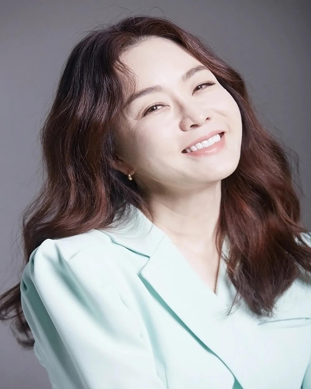 닥터프리즈너의 주인공 김정난의 대표 홍보 포스터입니다. 오정희 역을 맡았습니다.