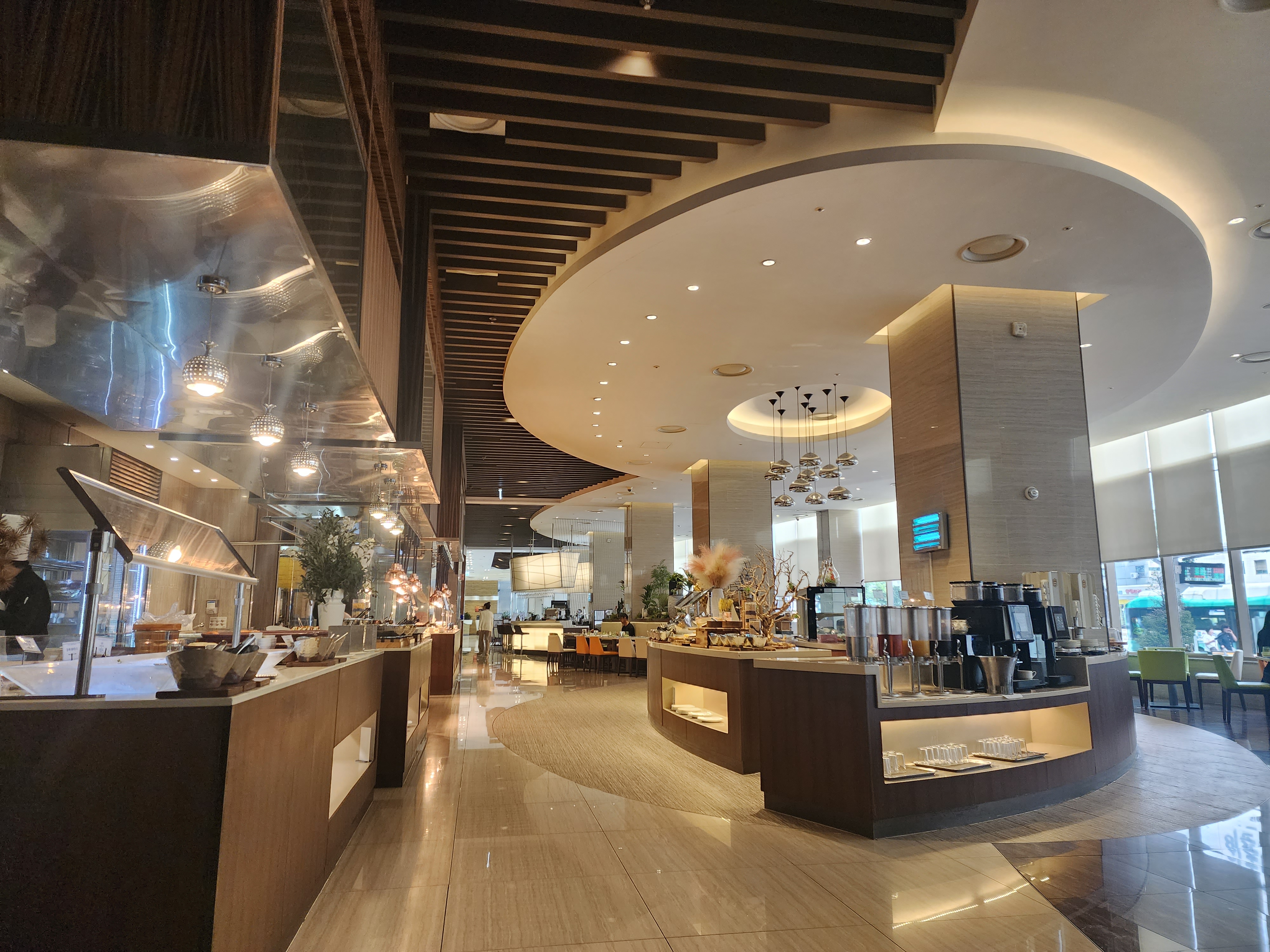 노보텔 앰배서더 수원 더 스퀘어뷔페