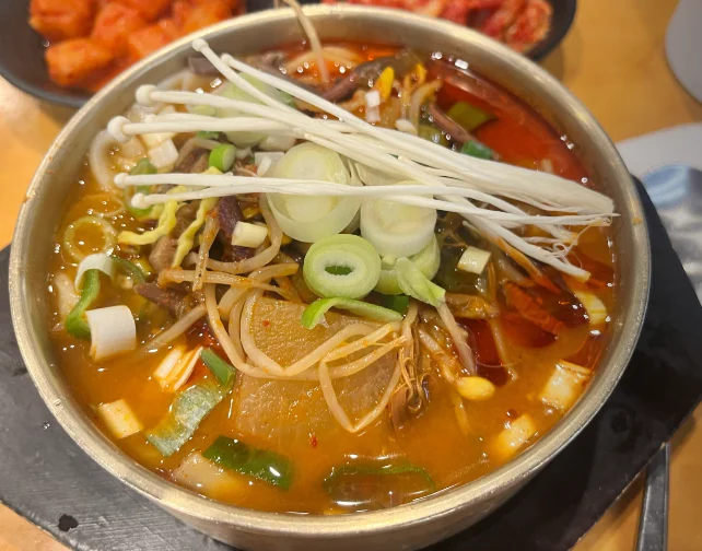 채박골육개달