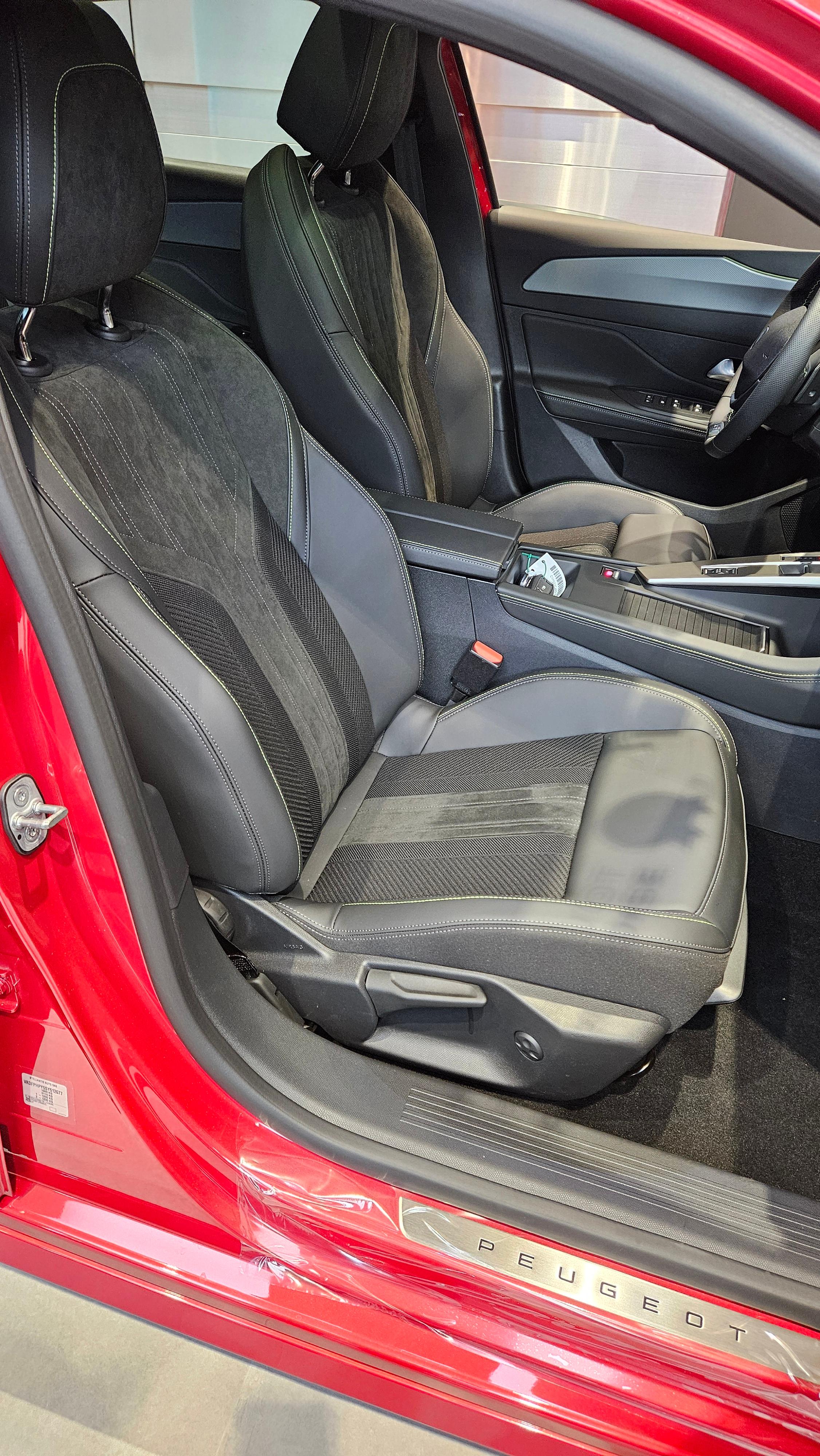 푸조 308 하이브리드