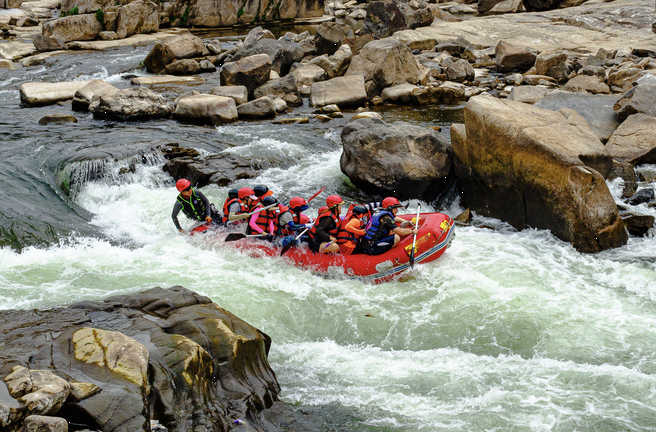 한탄강 래프팅 이미지