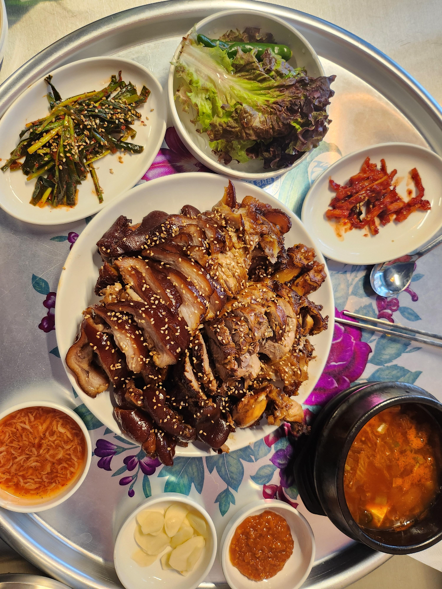 등촌동 무등족발 족발 한상차림