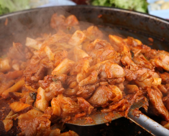 춘천 닭갈비집, 춘천통나무집 닭갈비 (본점)