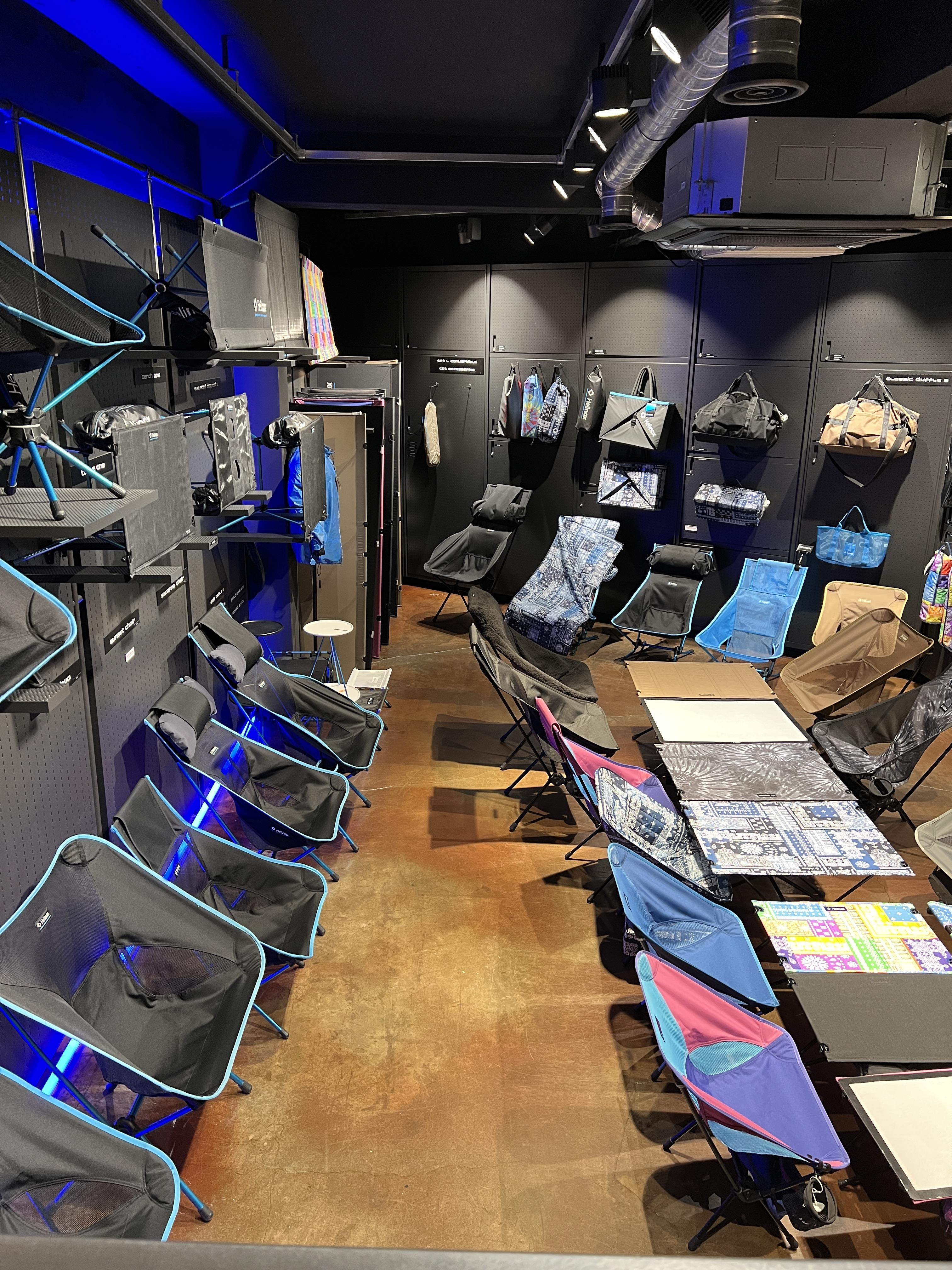 지하 1층 쇼룸 전경