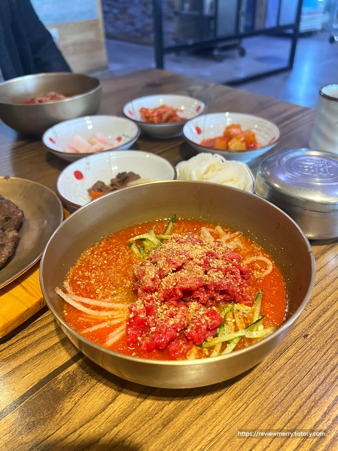 한우물회 사진