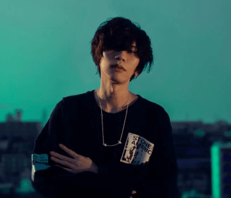 요네즈-켄시-사진