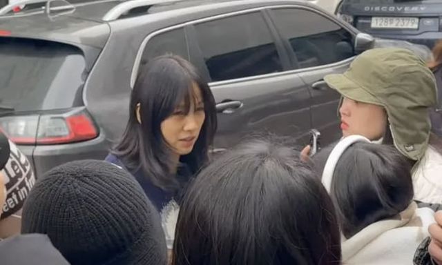 이효리 레드카펫 팬 태도 논란 &#39;선 넘으면 안된다&#39; 경고한 이유