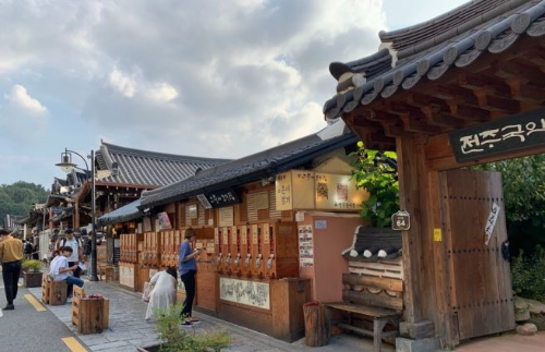 이게 진짜 가능하다고? 1,536만 명이 홀린 '전주 한옥마을' 당일치기, 당신도 완벽 정복하는 꿀팁 대방출!