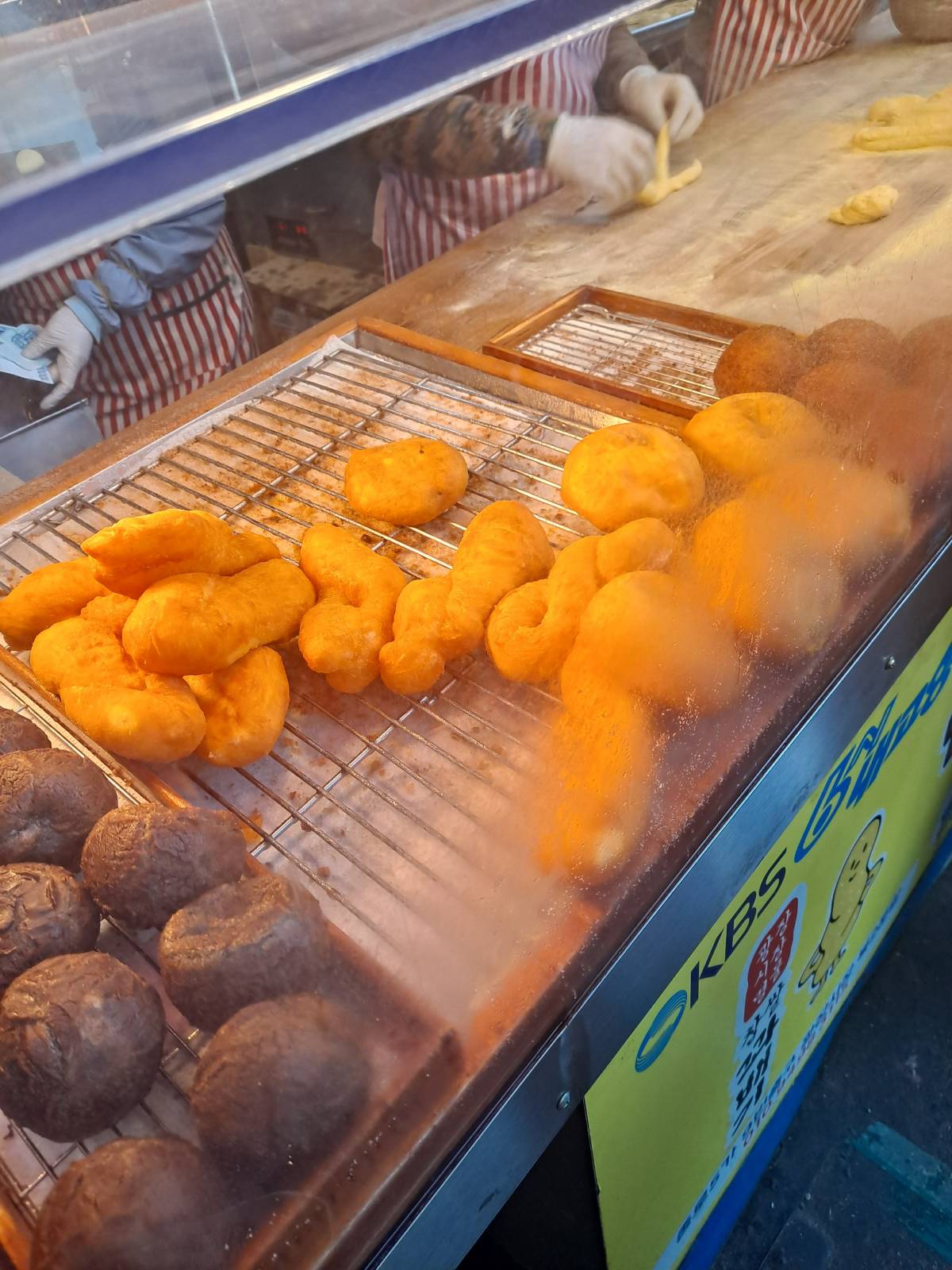 쇼케이스 도너츠들