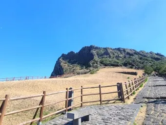 성산일출봉 여행 코스 입장료 오름 난이도 우도 배편까지_17