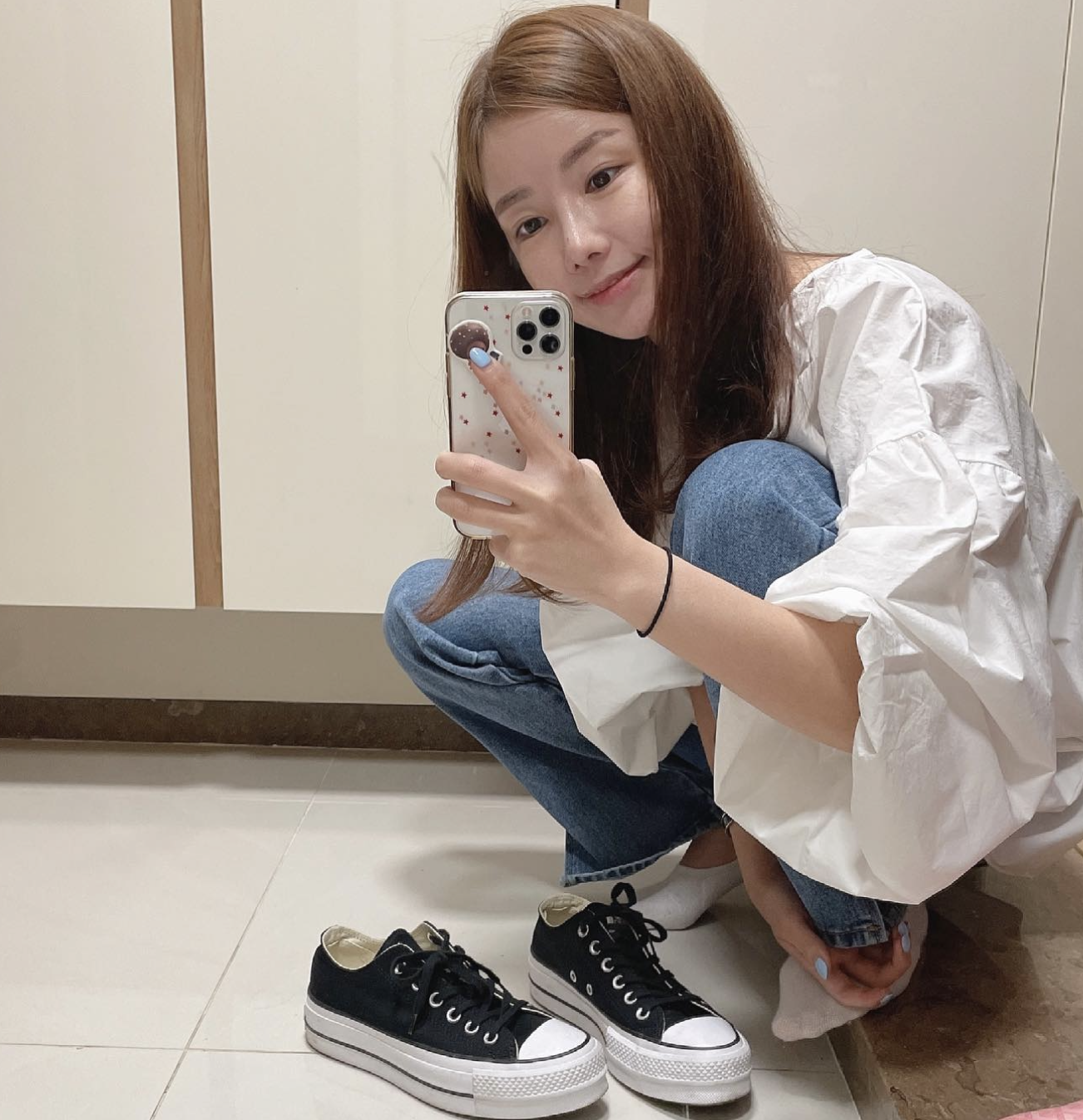 우나리 거울