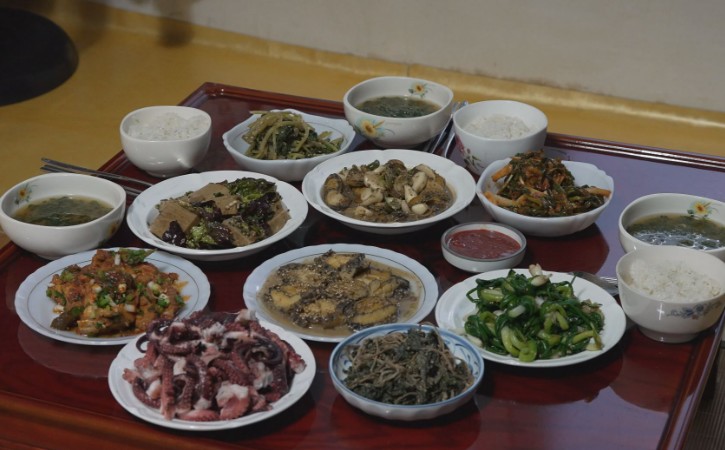 보길도-한상-쑥된장국-전복-문어