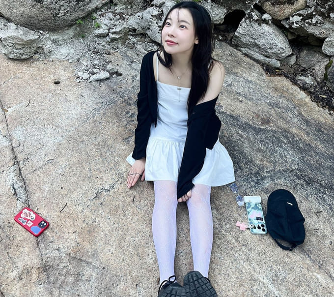 김아영 사복