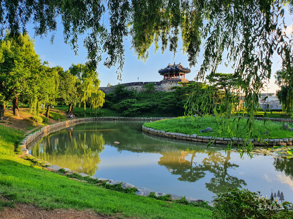 방화수류정 모습