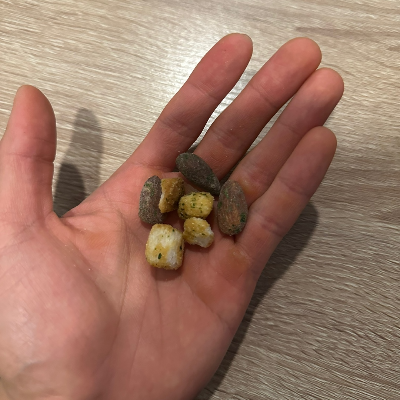 HBAF 마늘빵과 아몬드 사진