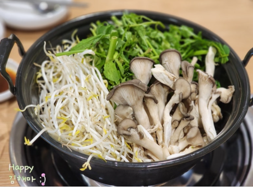 청록미나리식당 마곡점