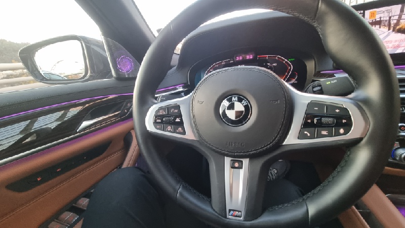 자동차-핸들잠김현상