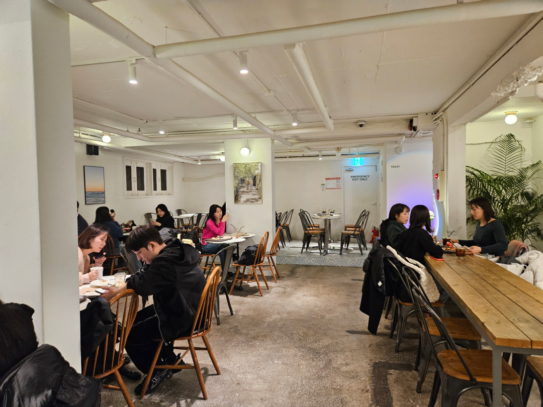 베이커스트 브라운 3층