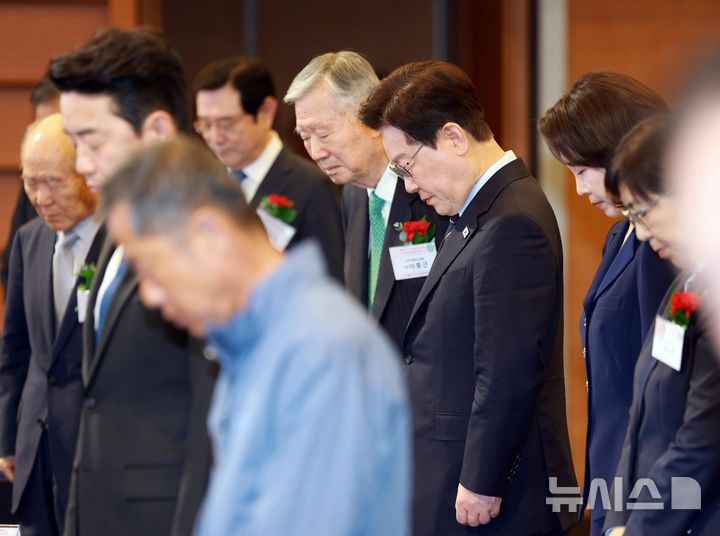 이재명 대통령 어버이날 눈물의 축사 분석: 노인 일자리 115만 개와 연금 개선 등 4대 복지 정책 총정리