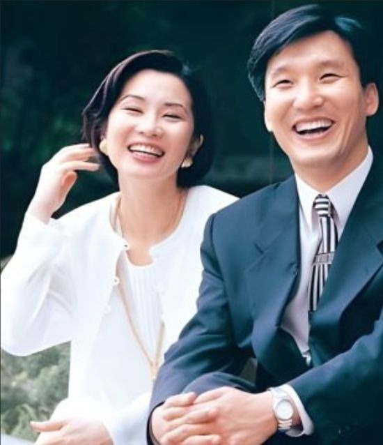 김민석 당대표 출마 선언 총정리! 전 총리의 파격 행보와 나이, 고향, 학력, 경력, 부인, 관련주 및 익산 거주의 비밀 심층 진단