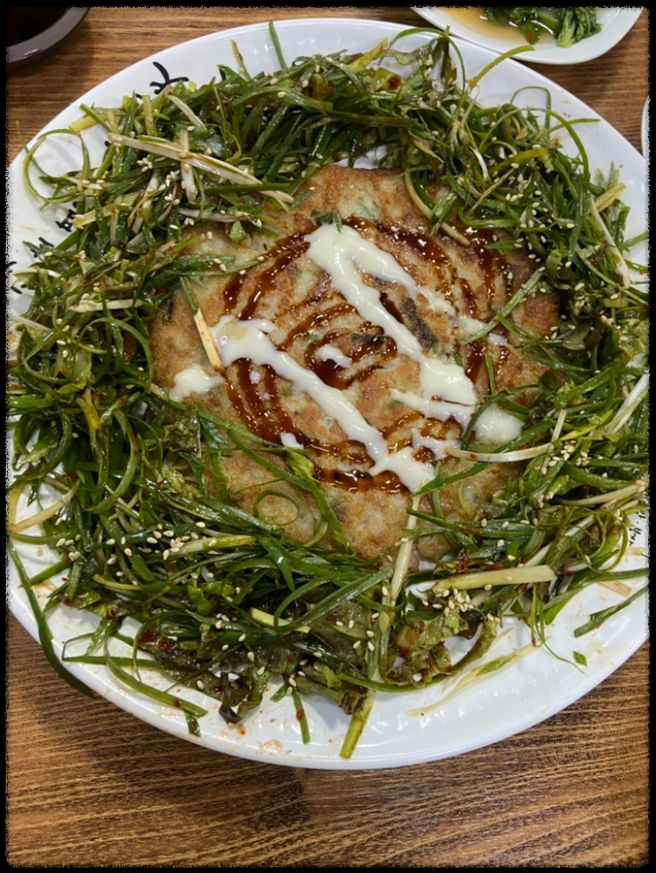 생생정보 - 대왕암 돌미역 닭국수집: 울산의 특별한 해산물 칼국수 명소